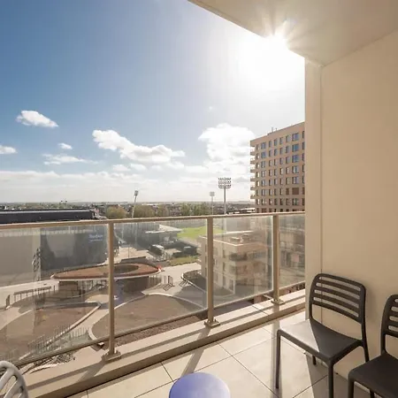 Modern With Stunning Terrace & Views * Oostende