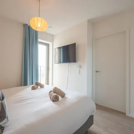 Lägenhet Modern With Stunning Terrace & Views